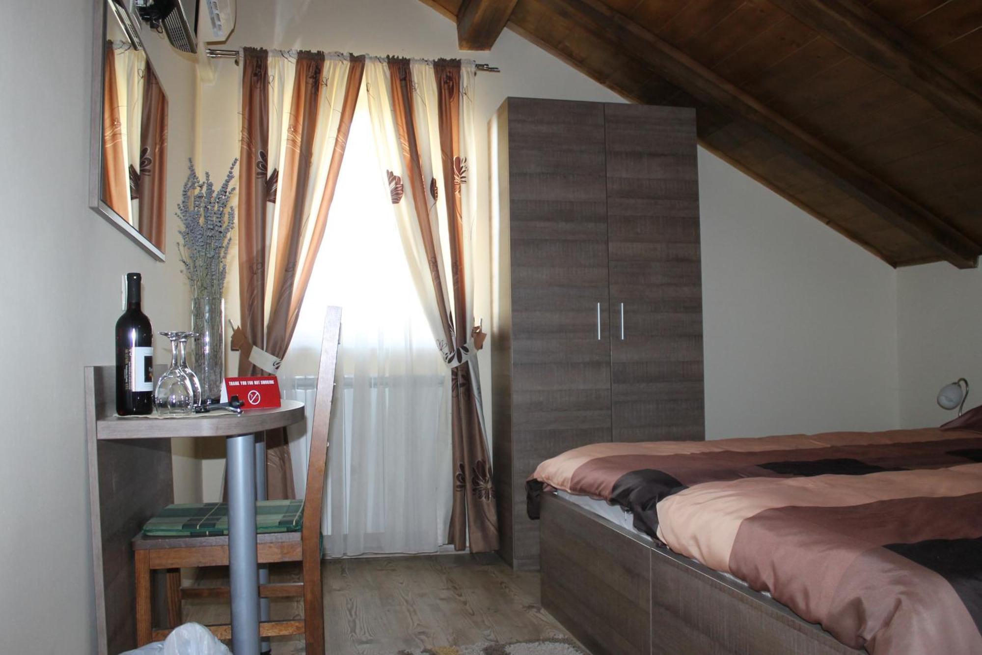Rooms & Apartment Vinia Bjelovar Chambre photo