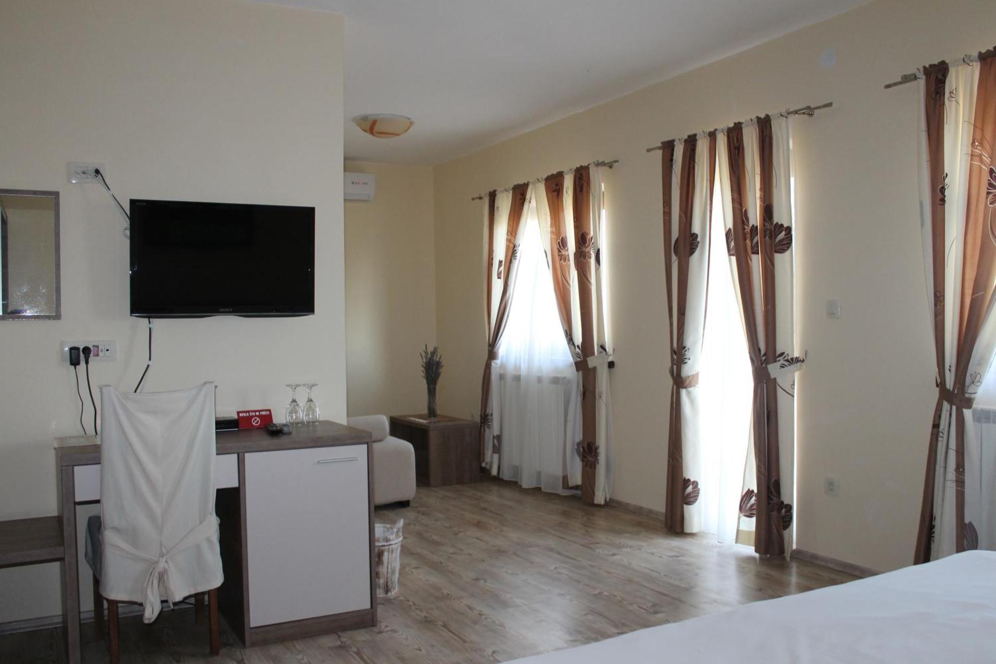 Rooms & Apartment Vinia Bjelovar Chambre photo